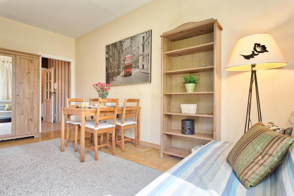 Tyzenhauz Apartments Lobzowska Street Cracovia Esterno foto